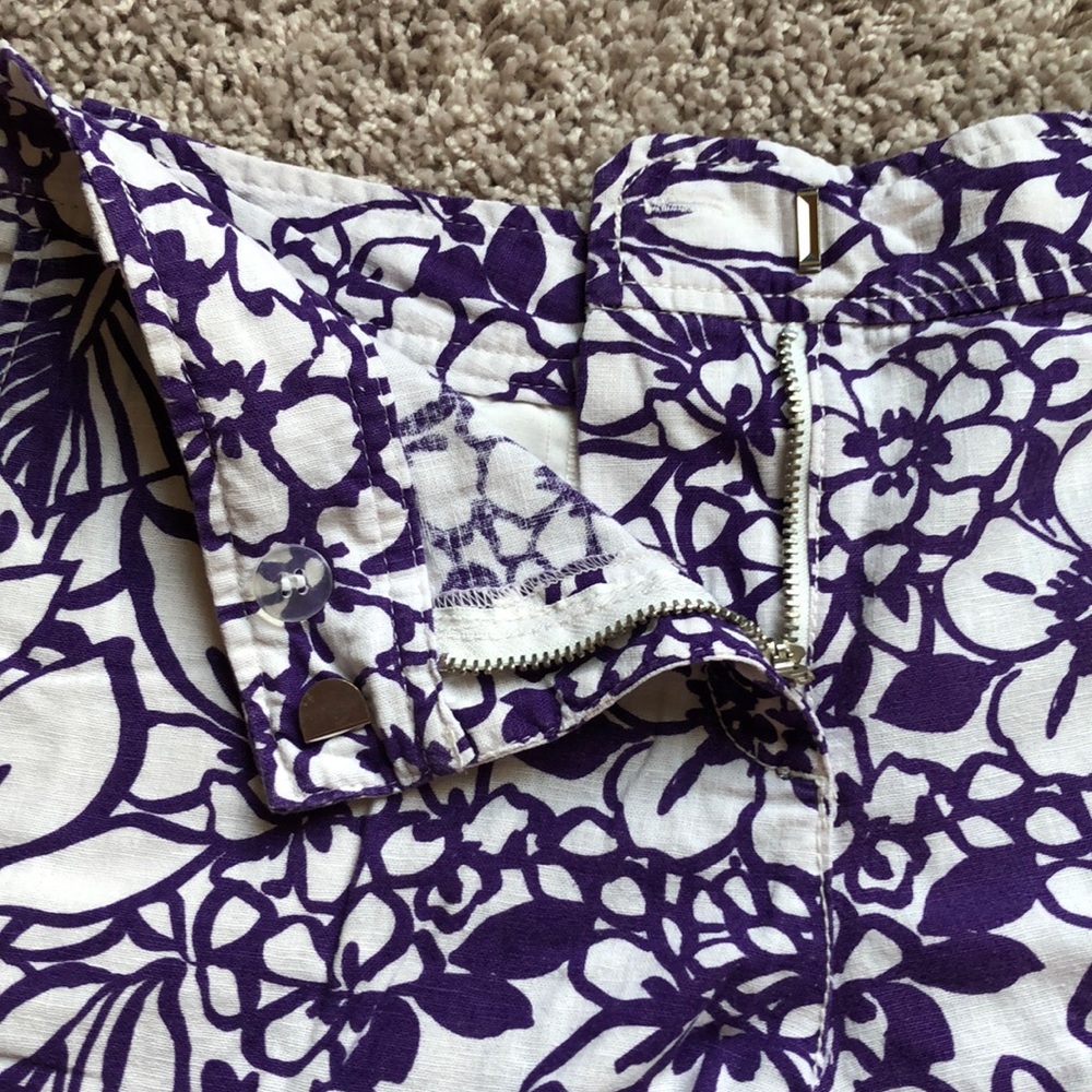 New York & Company Purple and white linen shorts - Picture 2 of 7